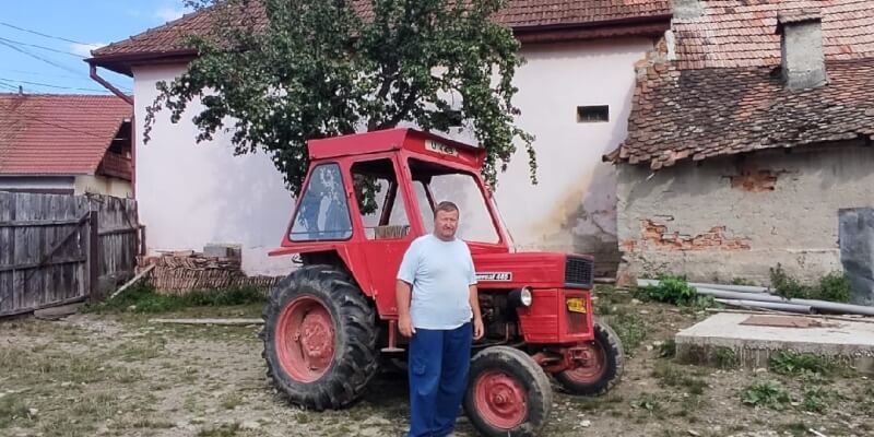 Traditional Farm & Tasting Tour in Breaza