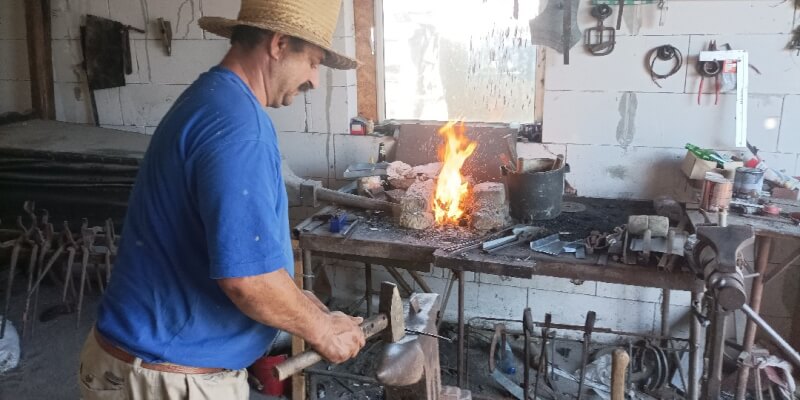 Forge Your Fortune: Blacksmith Workshop in Deutsch-Weißkirch