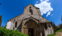 Church in Richiş in Richiş