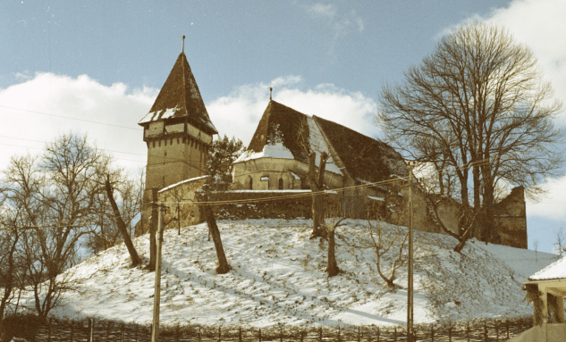 Fortified Church Pelișor in Pelişor