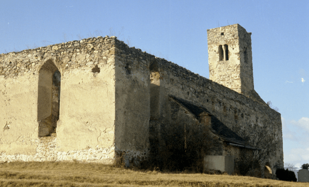 Ruined church Gârbova in Gârbova
