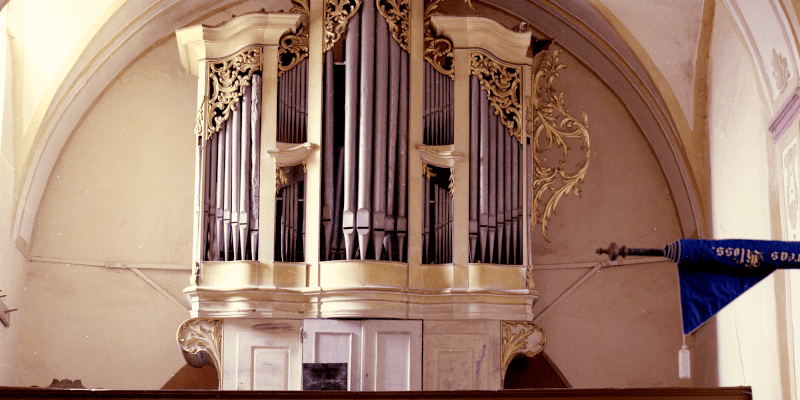 The organ in the fortified church in Copsa mare.