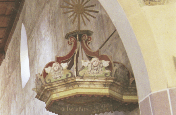 Die Kanzel in der Kirchenburg in Malmkrog.