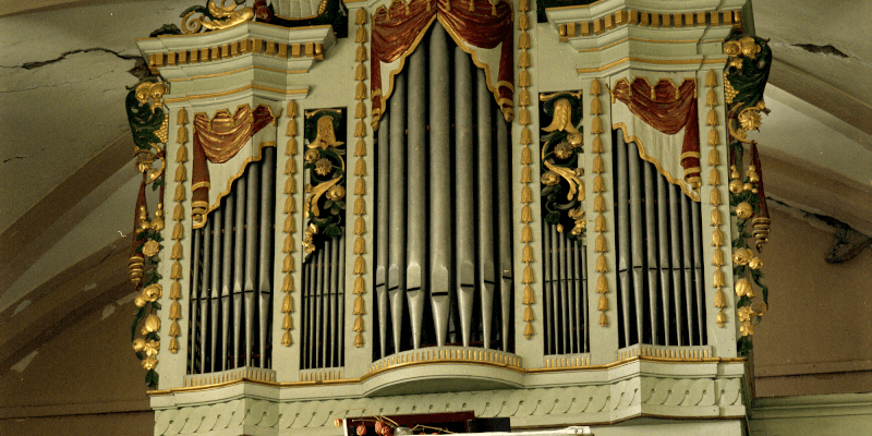 Die Orgel in der Kirchenburg in Thalheim