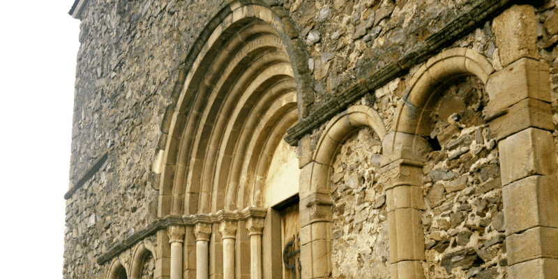 Das Westportal der Kirche in Michelsberg, Cisnadioara, Siebenbuergen