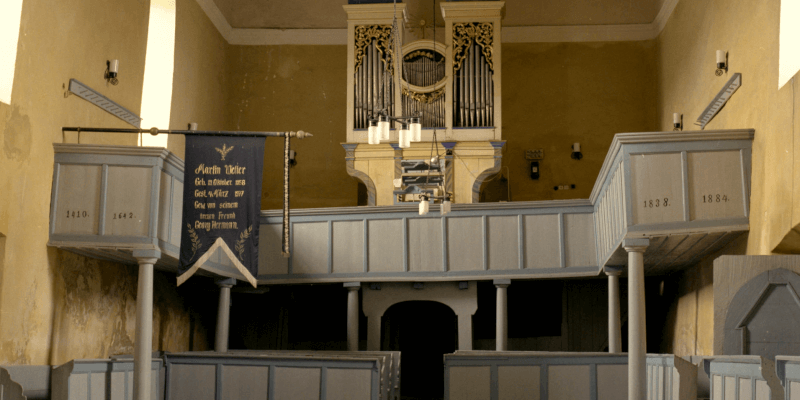 Die Orgel in der Kirchenburg von Tapu, Abtsdorf bei Mediasch in Siebenbuergen