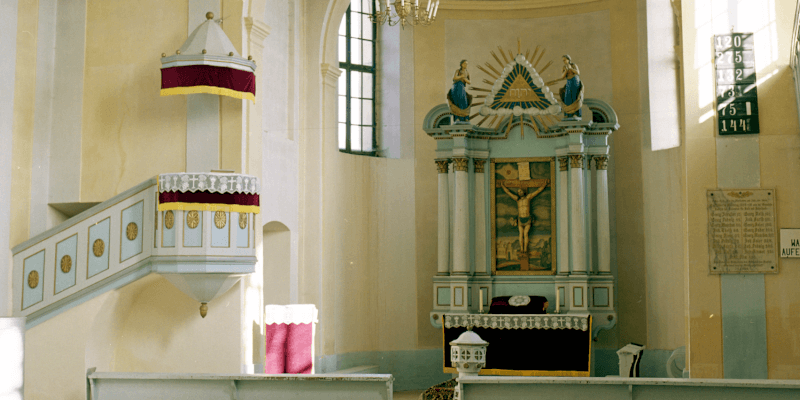 Der Altar in der Kirchenburg in Nadesch/Nadis in Siebenbuergen