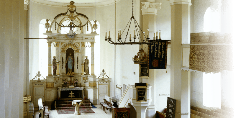 Der Altar in der Kirchenburg in Petersdorf / Sanpetru in Siebenbürgen