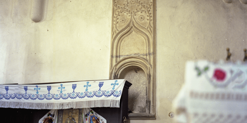 Die Sakramentnische in der Kirchenburg in Crainimat/Baiersdorf in Siebenbürgen