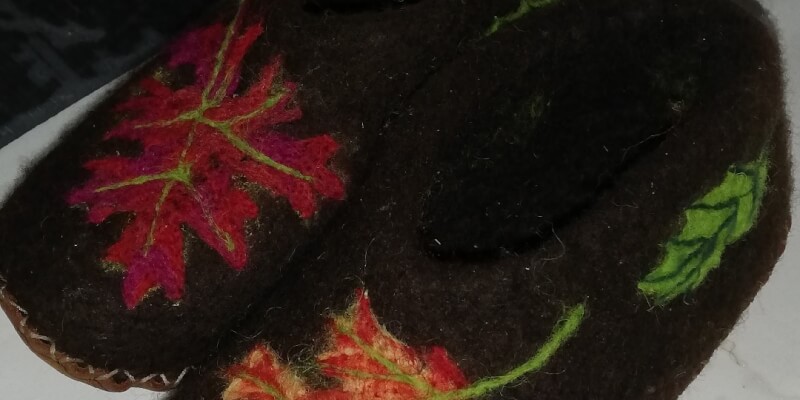 Felt slippers in Copșa Mare